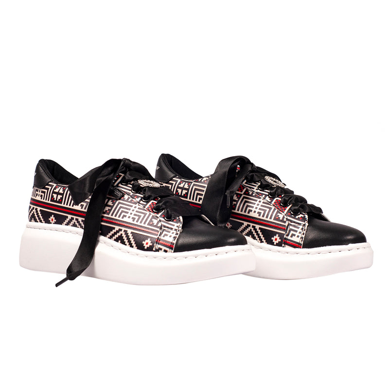 Tenis Étnico Negro