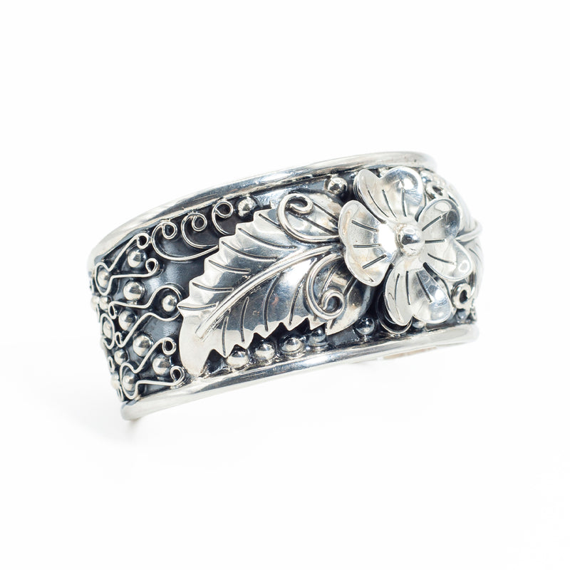 Brazalete de Plata Florecer